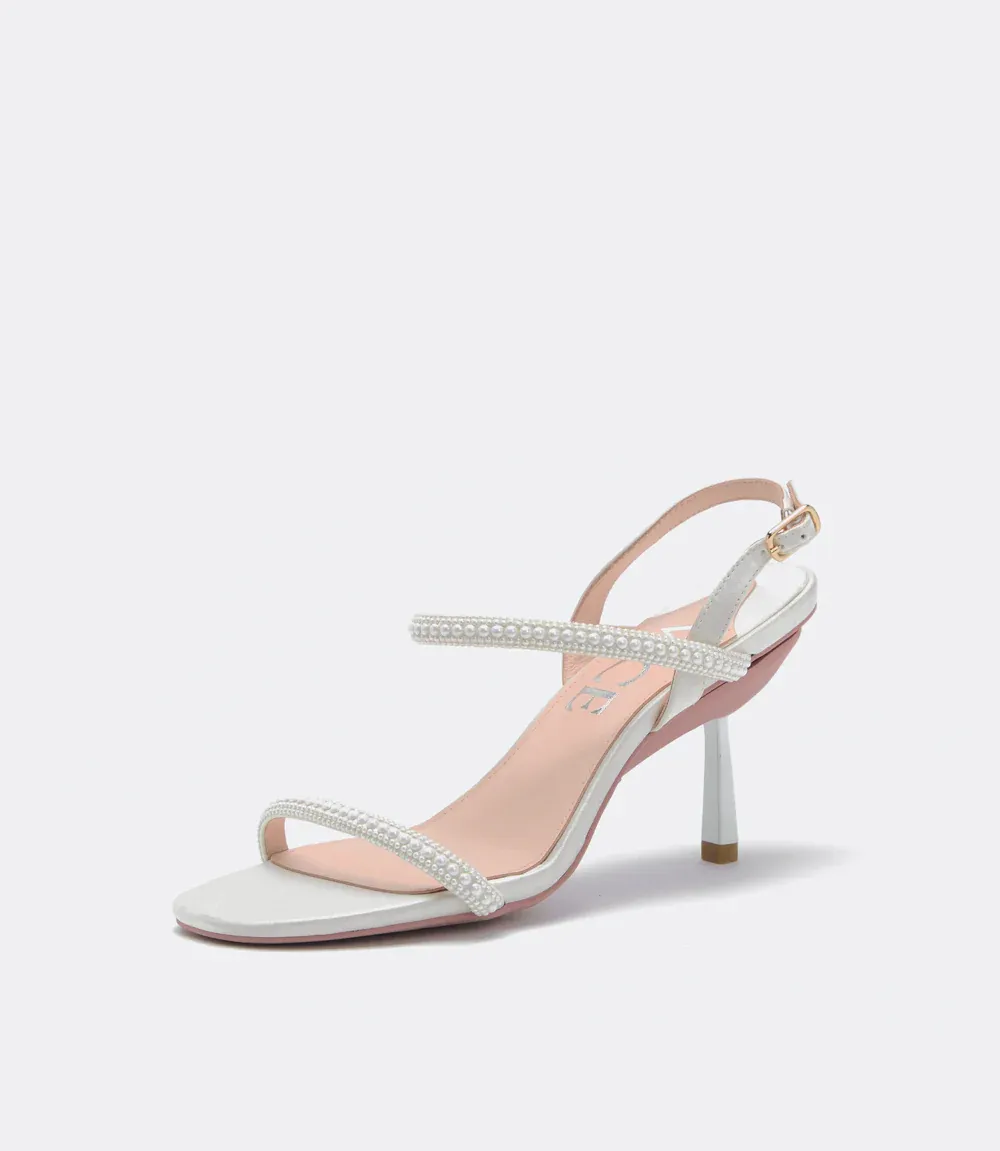 Brooklyn Sandals in White Pearl