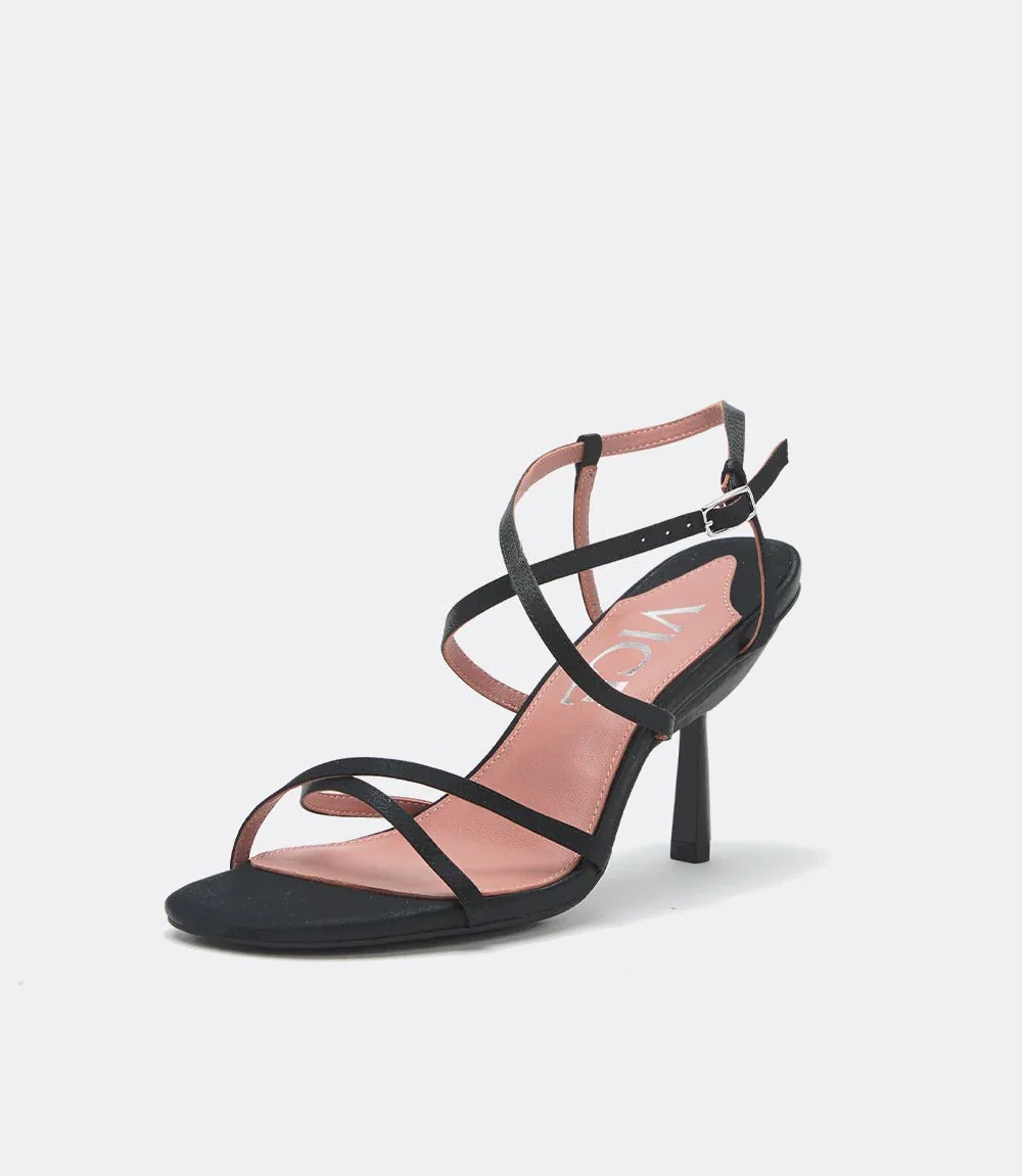 Strappy Sandals in Black