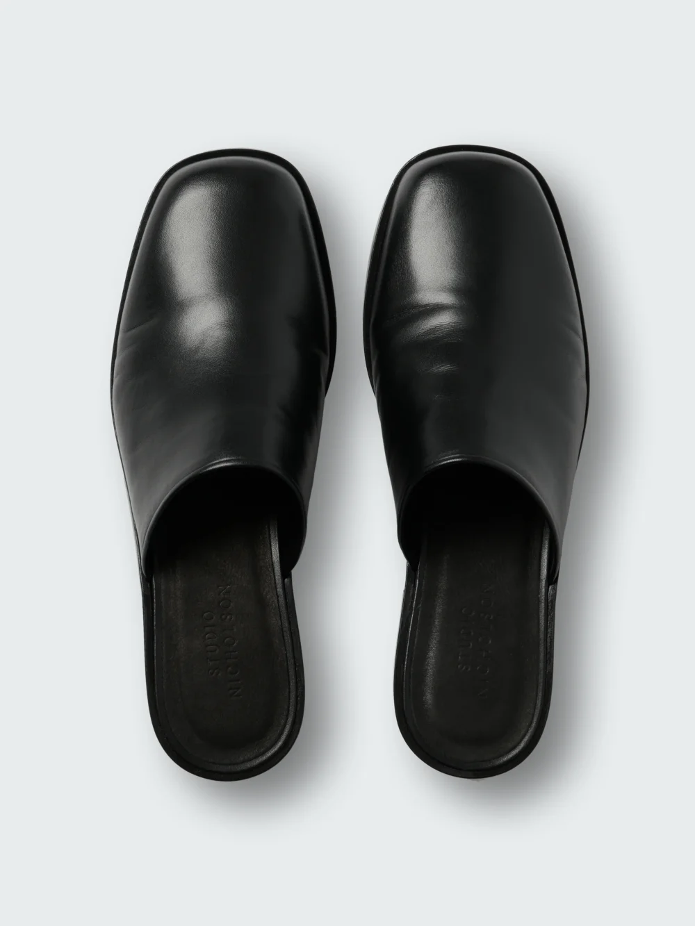 Women's Barlow Shoe in Black - 4