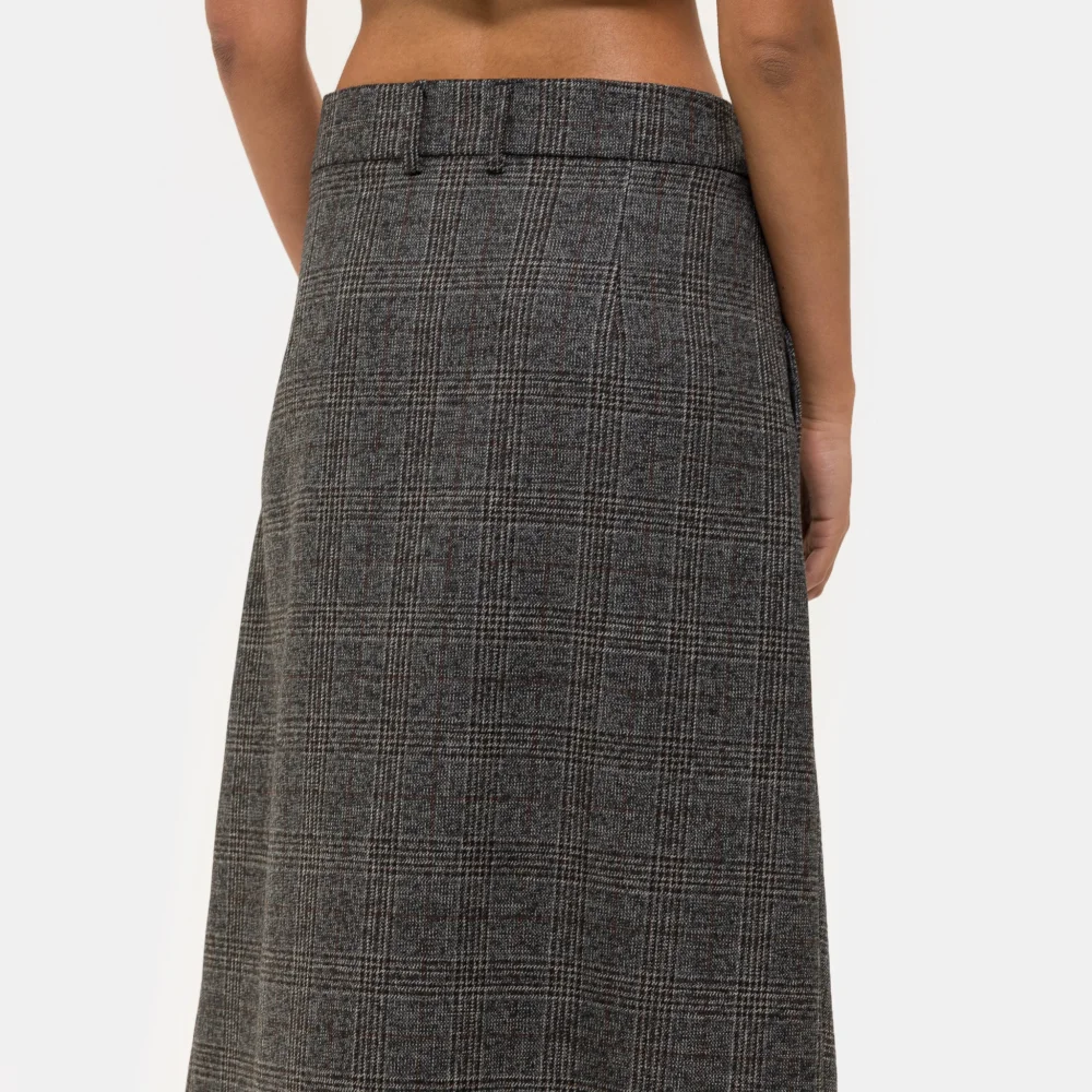 Depend Skirt in Grey - 5