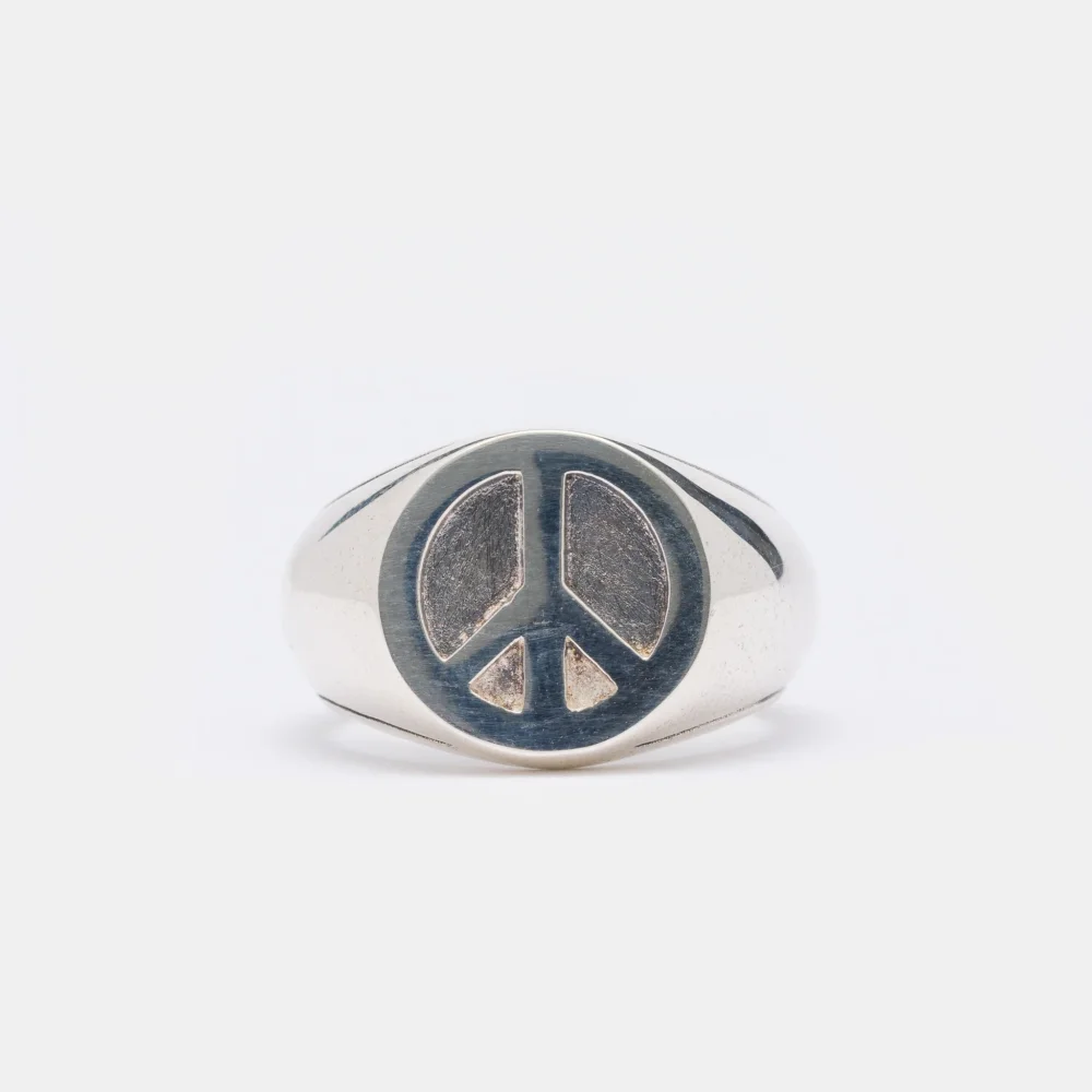 Peace Ring in Silver