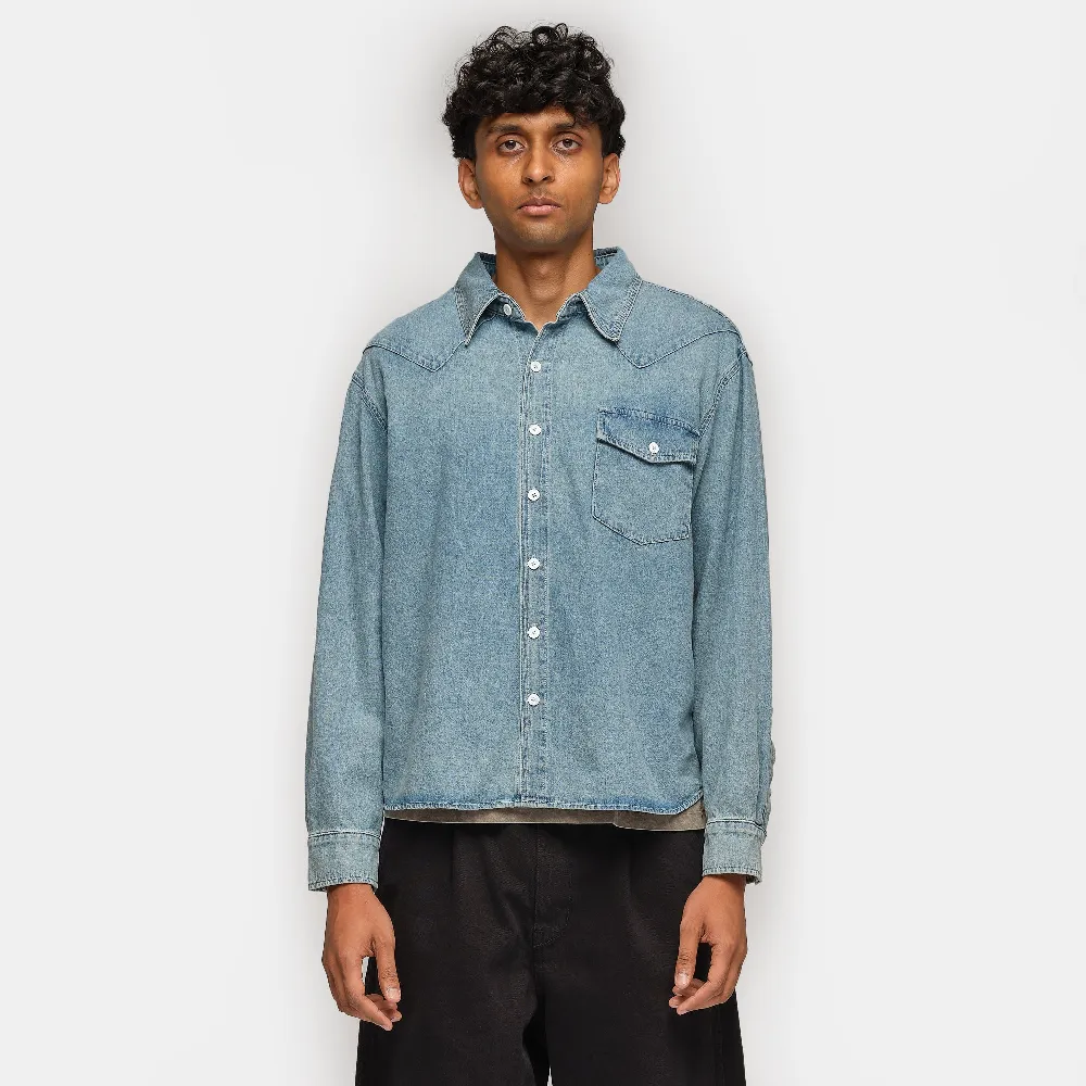 Marston Chambray Shirt in Light Wash