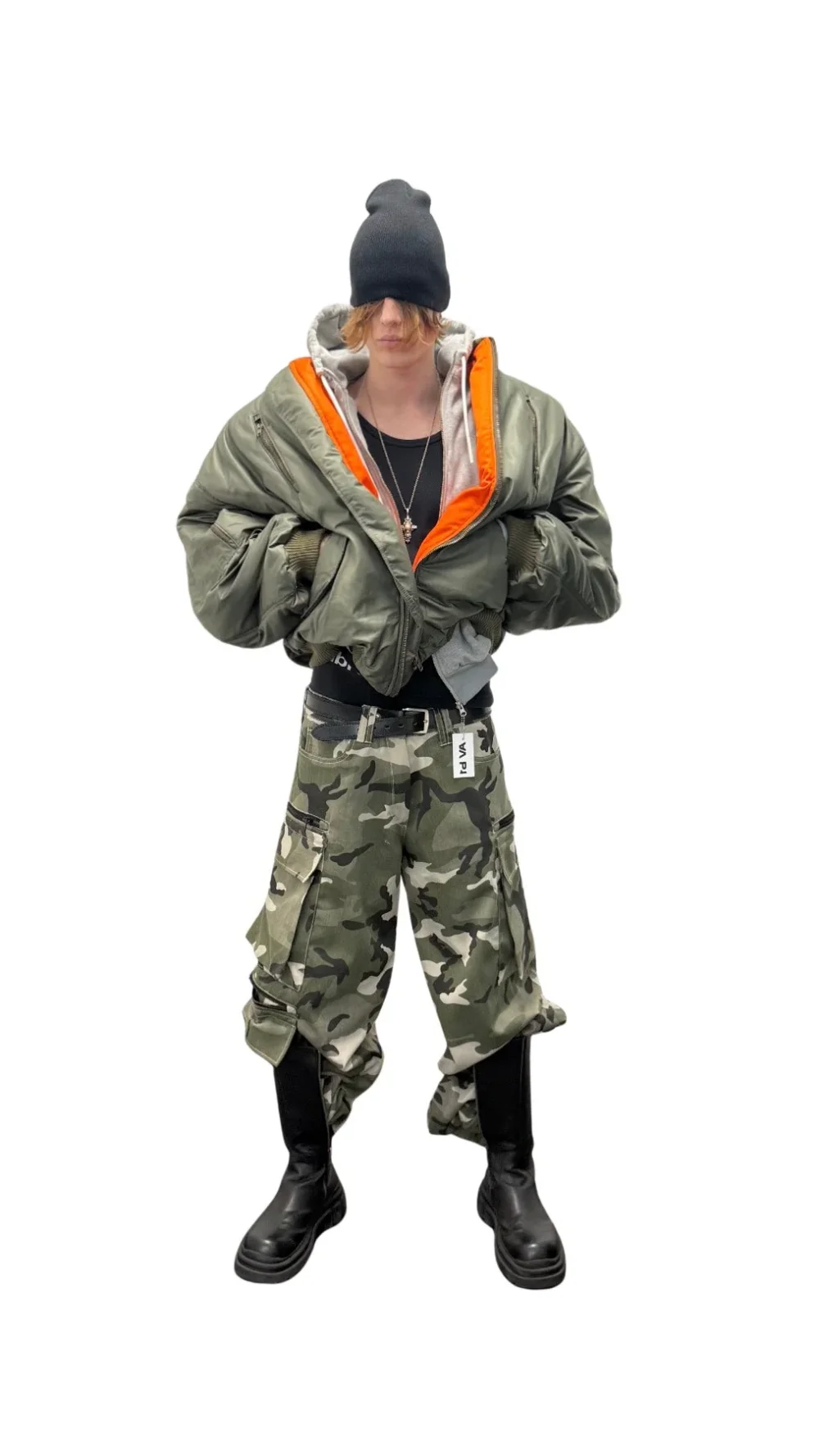 REVERSIBLE BOMBER