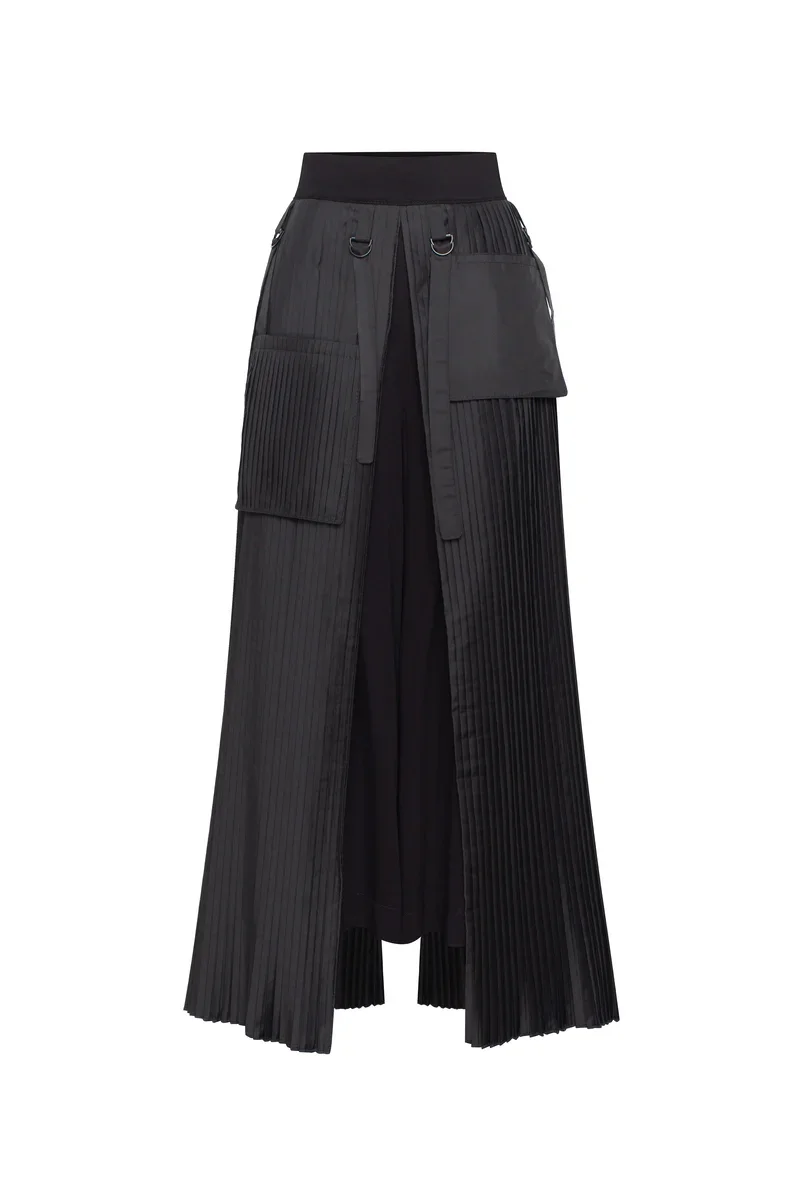 IDA CULLOTES IN BLACK