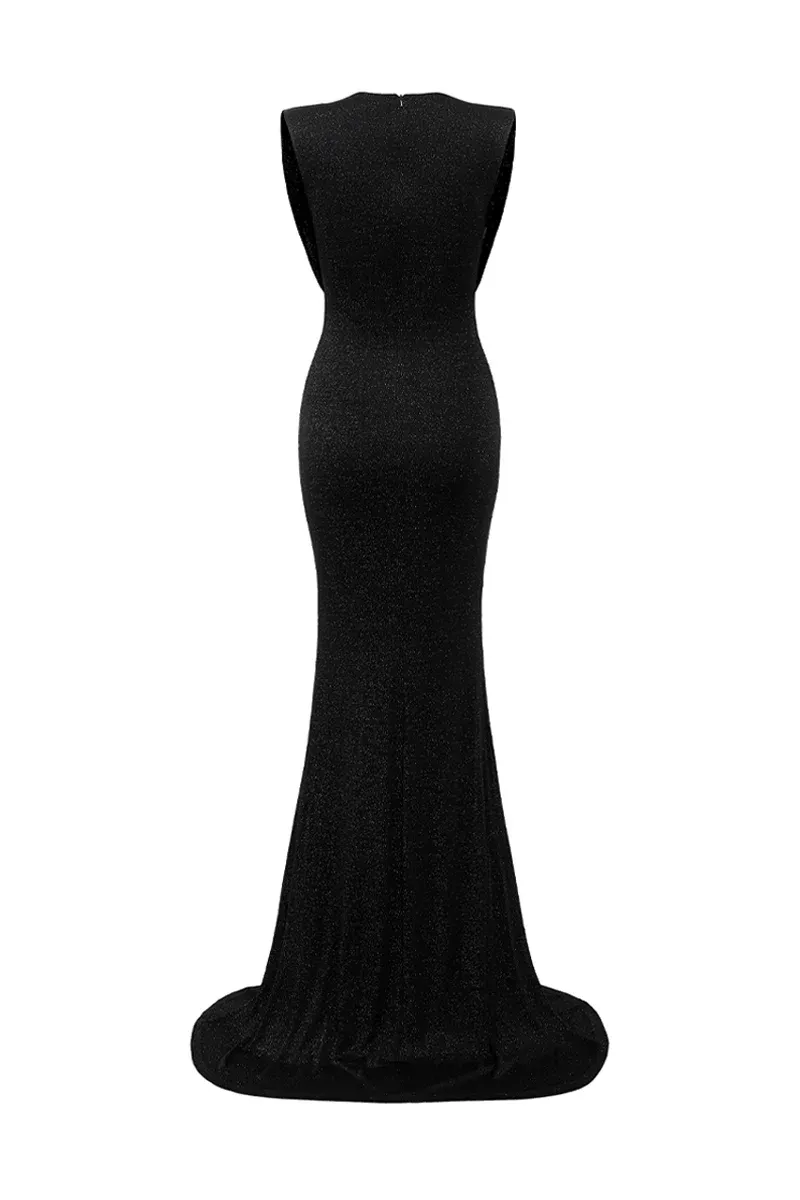V-NECK SLEEVELESS MAXI DRESS IN BLACK - 4