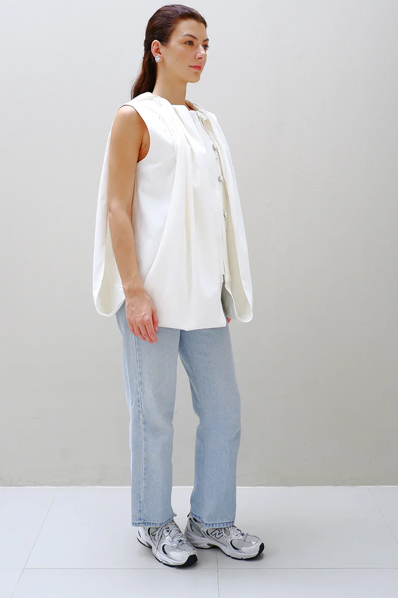 CHARINA TOP IN WHITE - 4