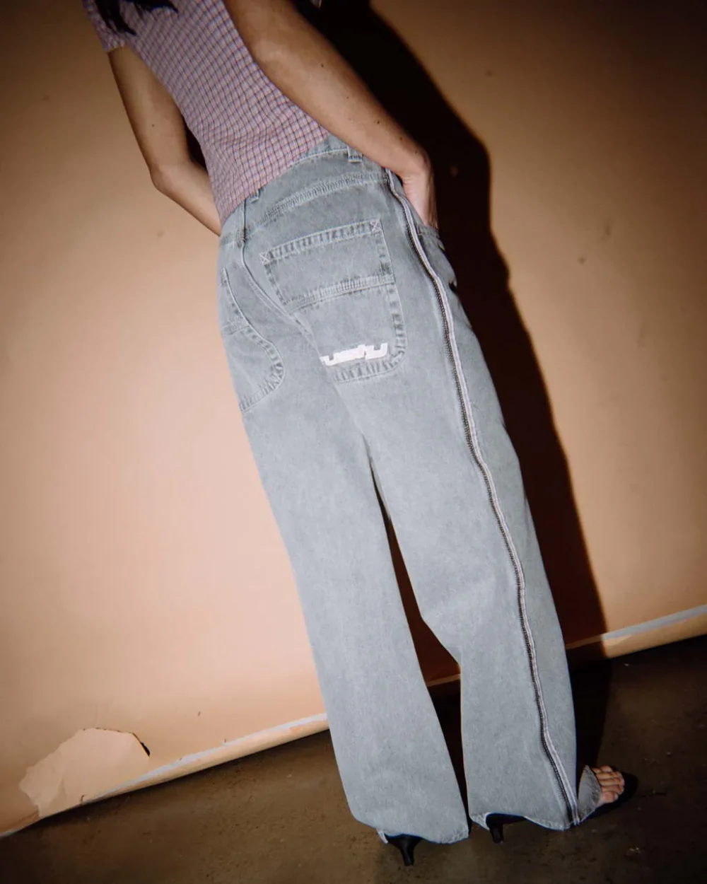 Flip Mommy Low Rise Wide Leg Jean