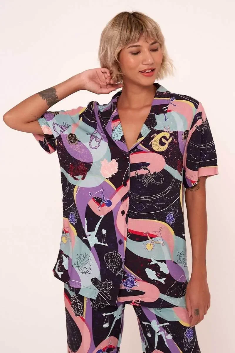 Camisa Pijama Manga Curta Estampa Zodíaco