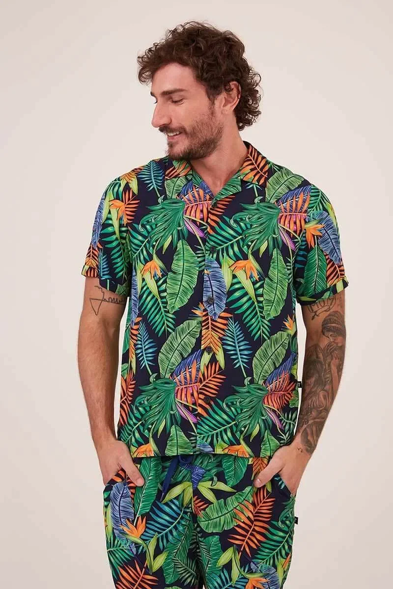 Camisa Manga Curta Estampa Tropical
