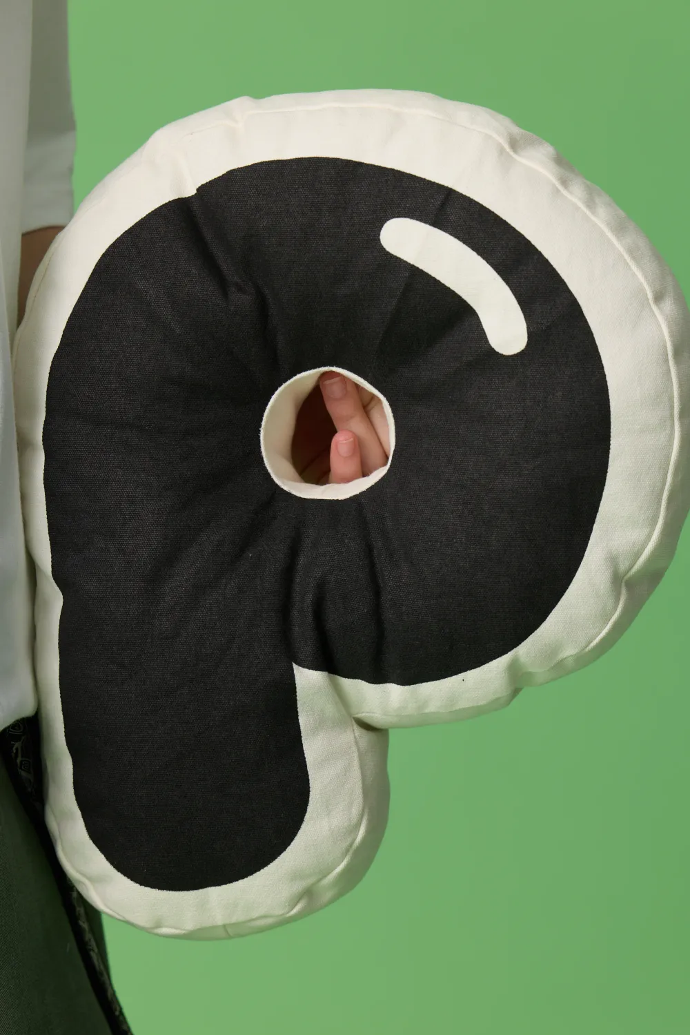 [受注生産・9月末から発送予定] P-CUSHION / SMALL - 2
