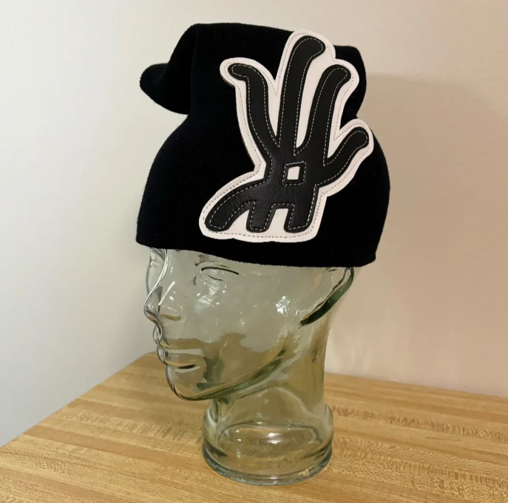 [slouchY] classic black/ white beanie