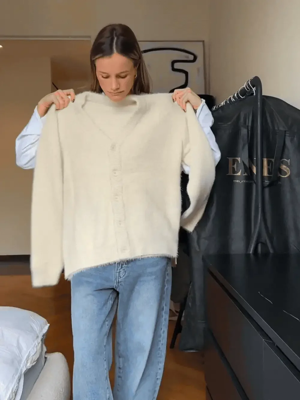 Buttoned Fluffy Soft Cardigan Ivory - 3