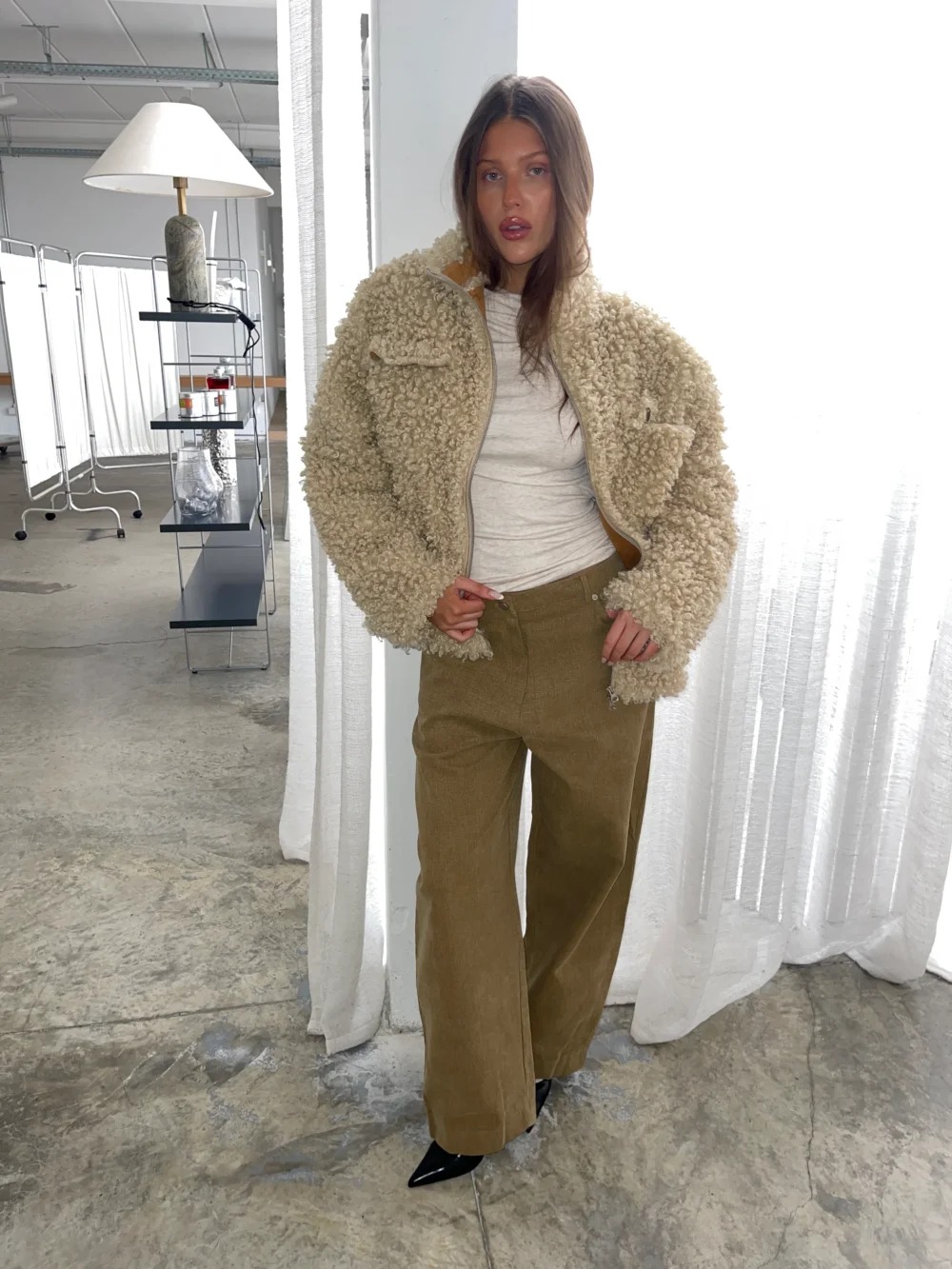 Zipped Loose Fit Curly Sheep Jacket Beige - 3