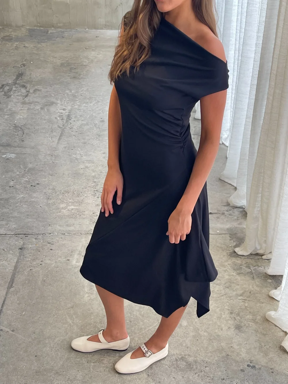 Off Shoulder Asymmetric Dress Black - 5