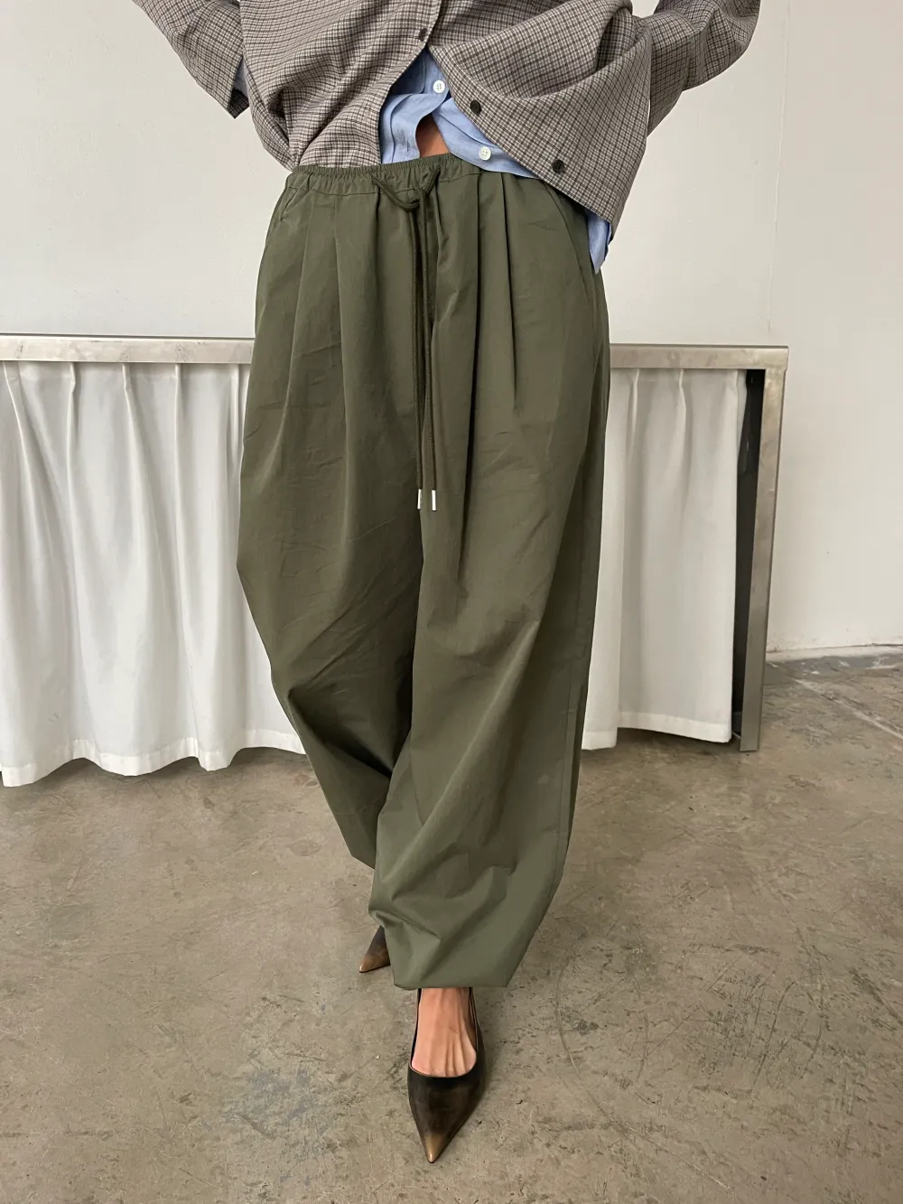 Loose Fit Drawstring Pants Khaki