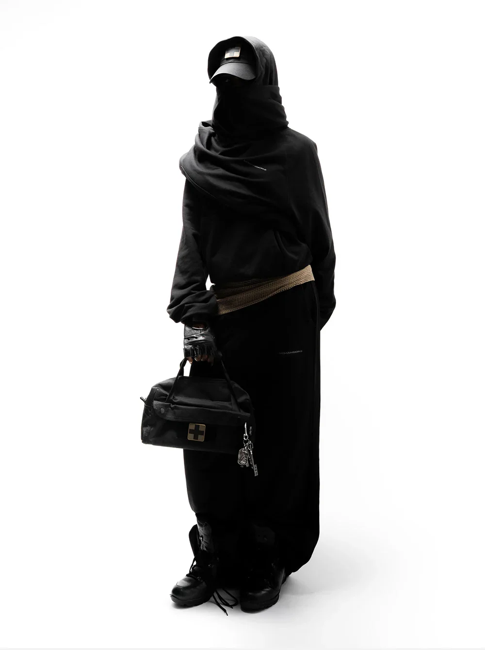 ESSENTIALS SWEATPANTS - BLACK - 3