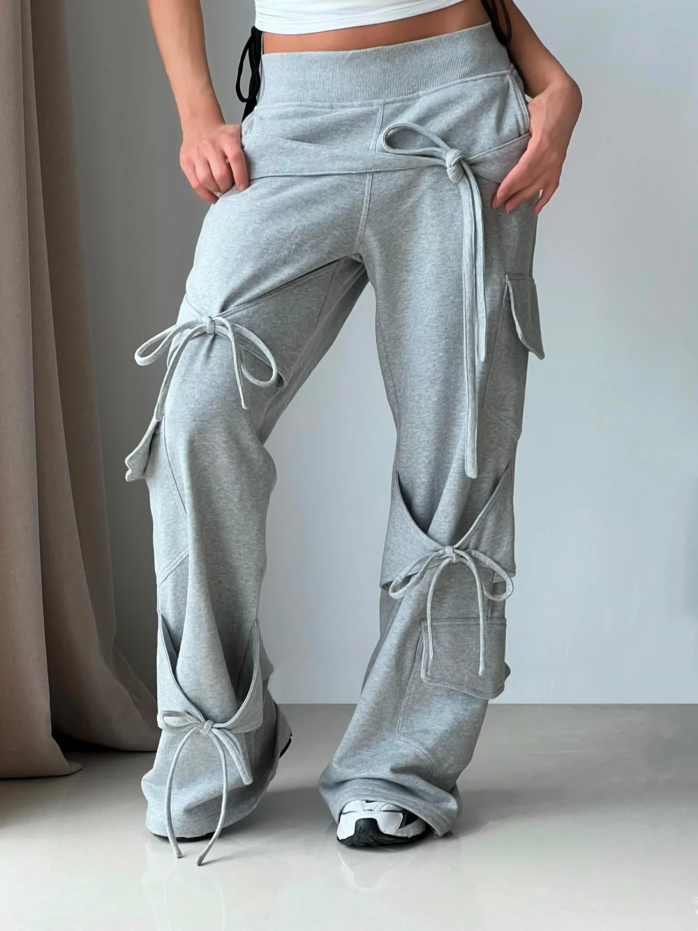 Grey Bows Sweatpants - 2