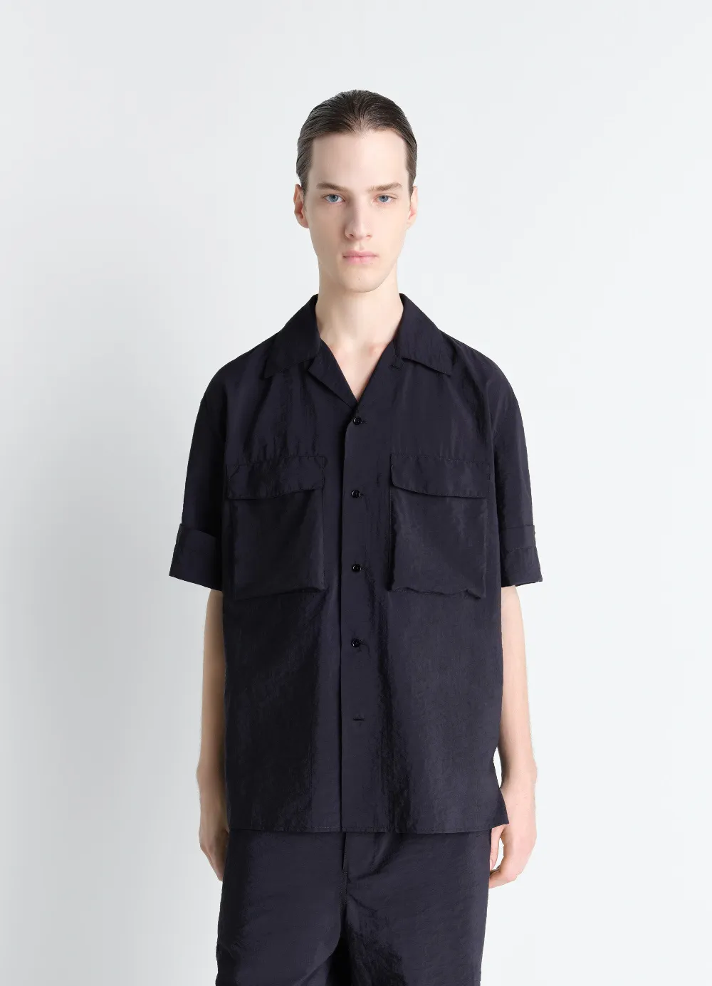 SHORT SLEEVE UTILITY SHIRT IN WASHED TECHNICAL COTTON
