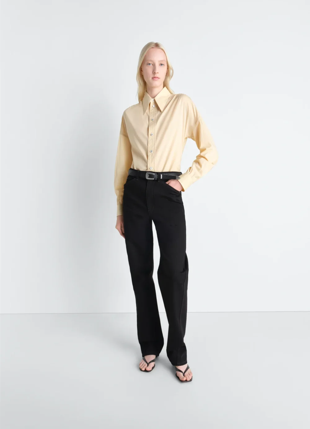 SOFT POINTED COLLAR SHIRT IN WASHED COTTON MUSLIN - 2