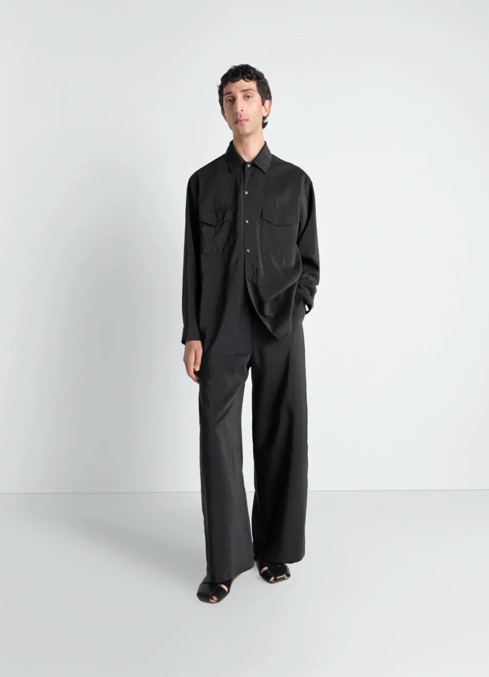 CONVERTIBLE COLLAR SHIRT IN DRY SILK