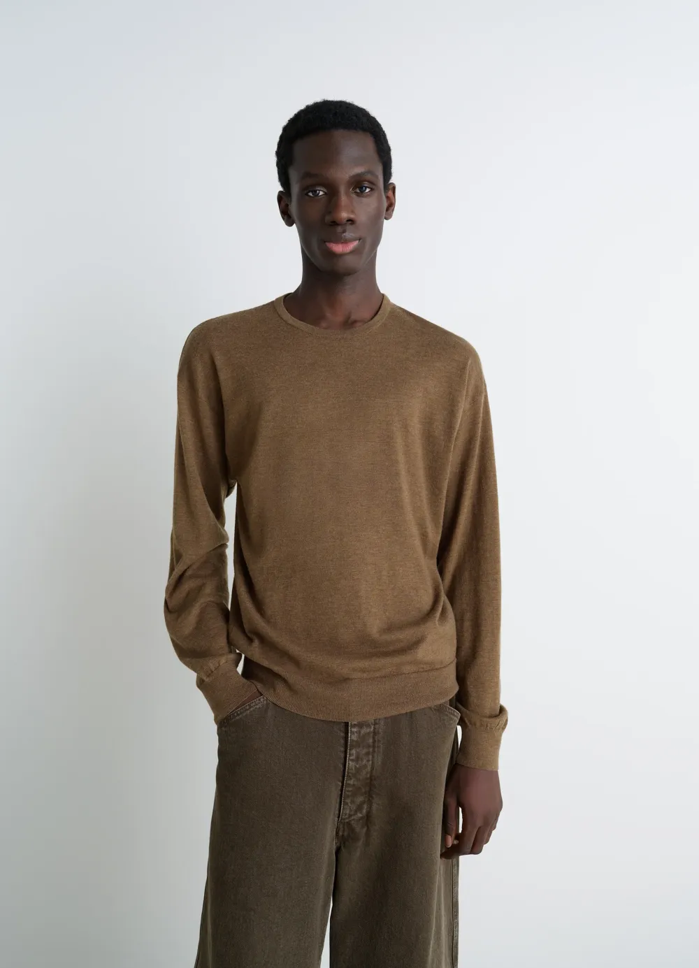 CREW NECK SWEATER