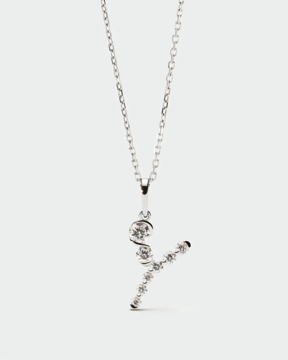 Diamonds and white gold Y initial pendant - 3