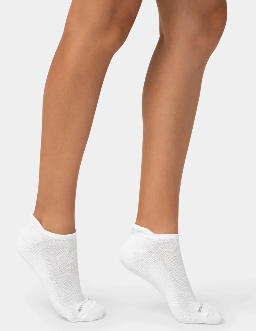 Soft & Breathable Women's Cushioned No Show Tab Socks 3 Pair Pack