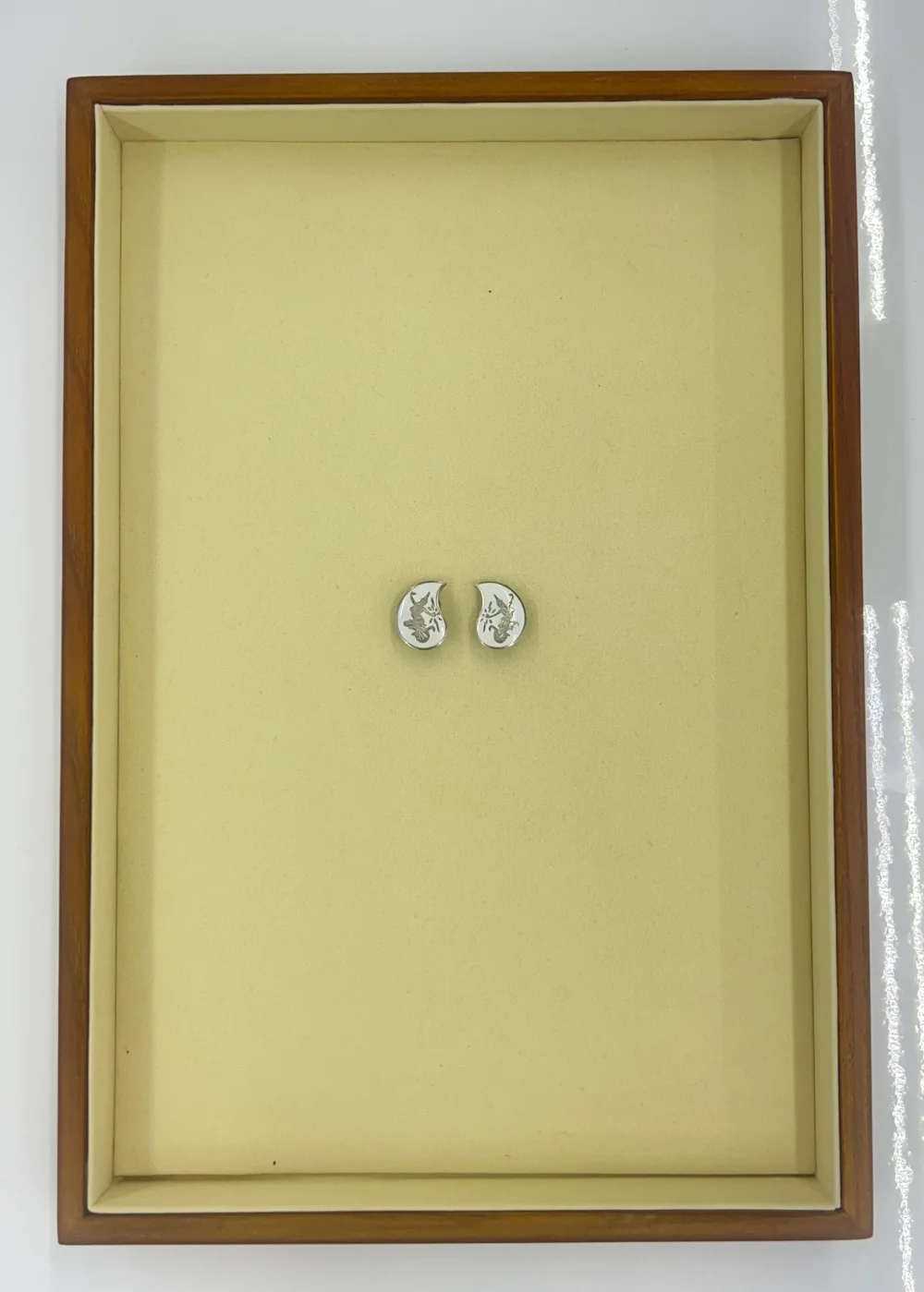 ENAMEL & SILVER DESIGN | EARRING