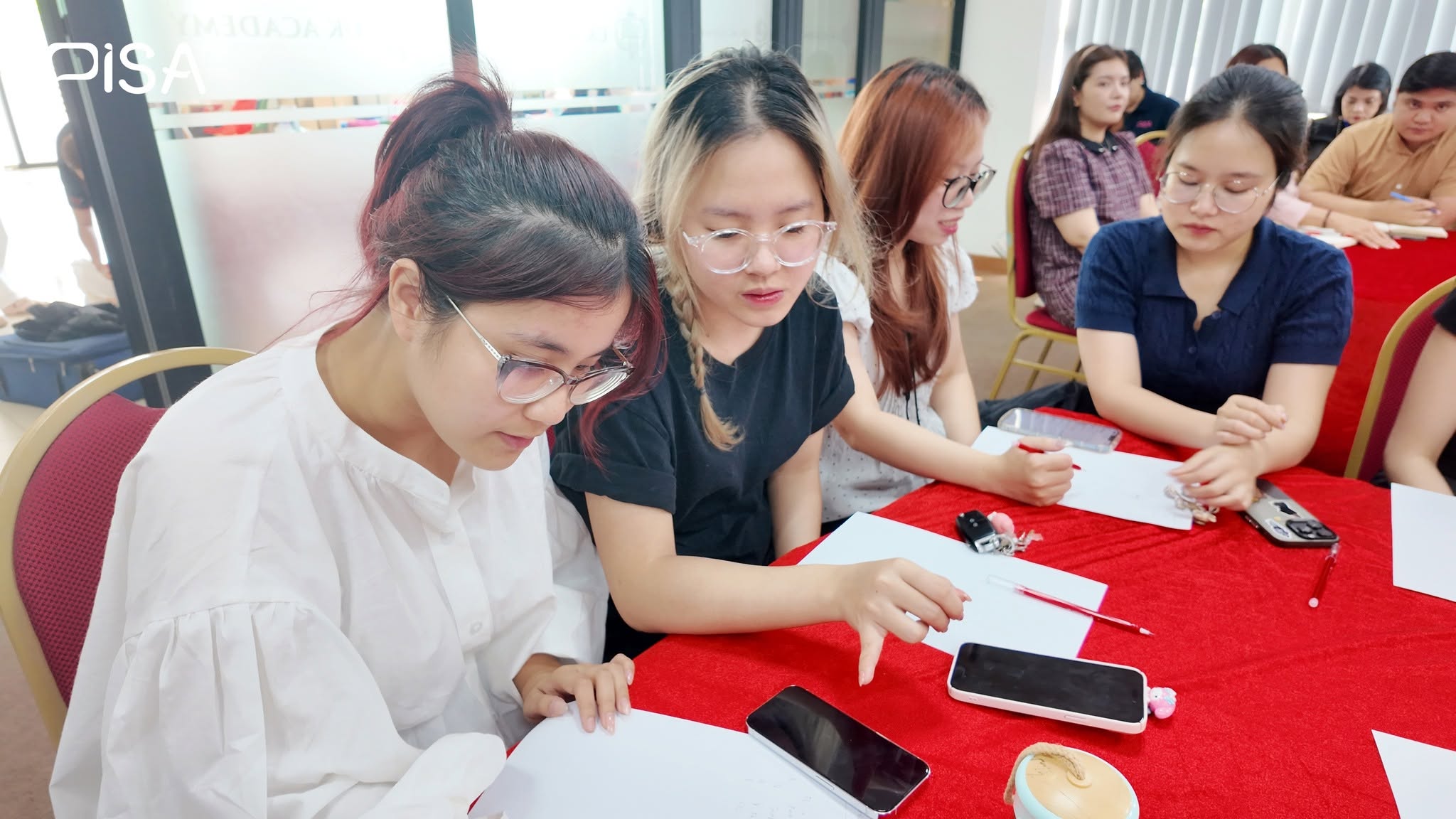 Chuẩn bị hồ sơ b&agrave;i bản từ sớm sẽ tạo lợi thế khi ứng tuyển.
