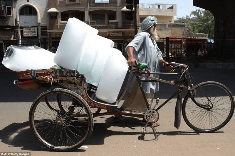 Tenga cuidado al comer hielo en la India mientras viaja