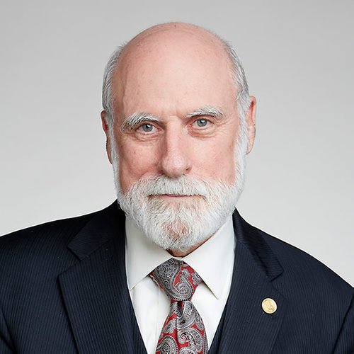 n82-vint-cerf-02.jpg