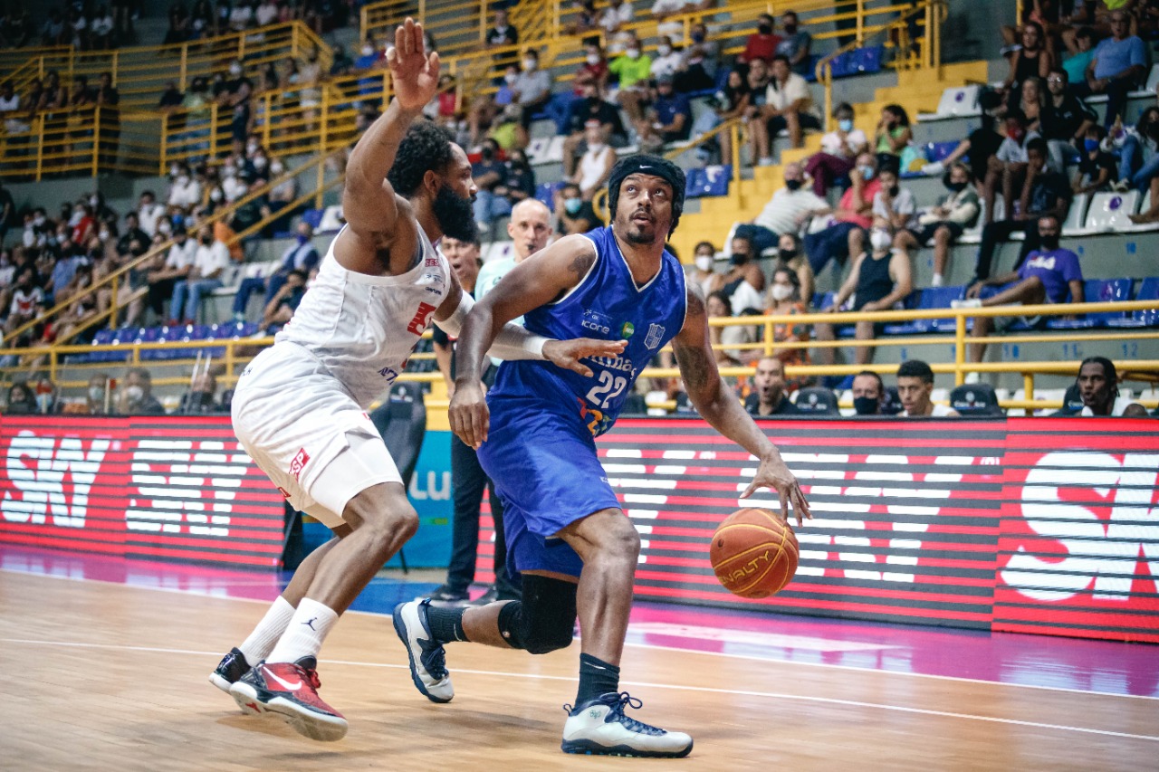 SESI - Franca - Após jogo equilibrado, Sesi Franca Basquete é superado pelo  Flamengo