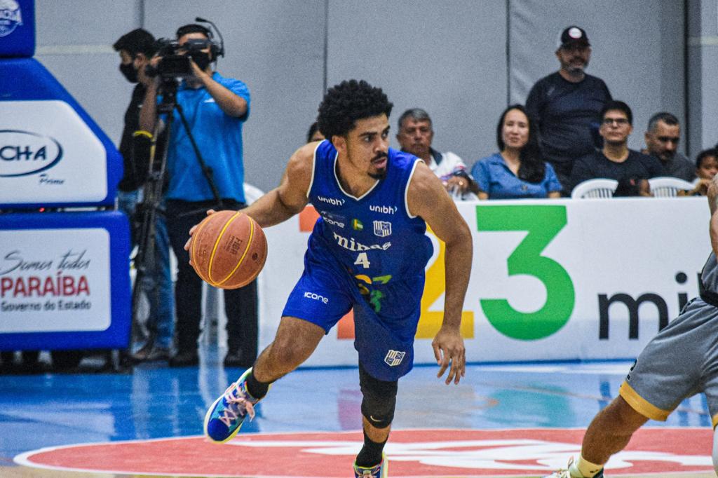 Equipes se enfrentaram pelas quartas de final do NBB (Foto: Daniel Vieira/Basquete Unifacisa)