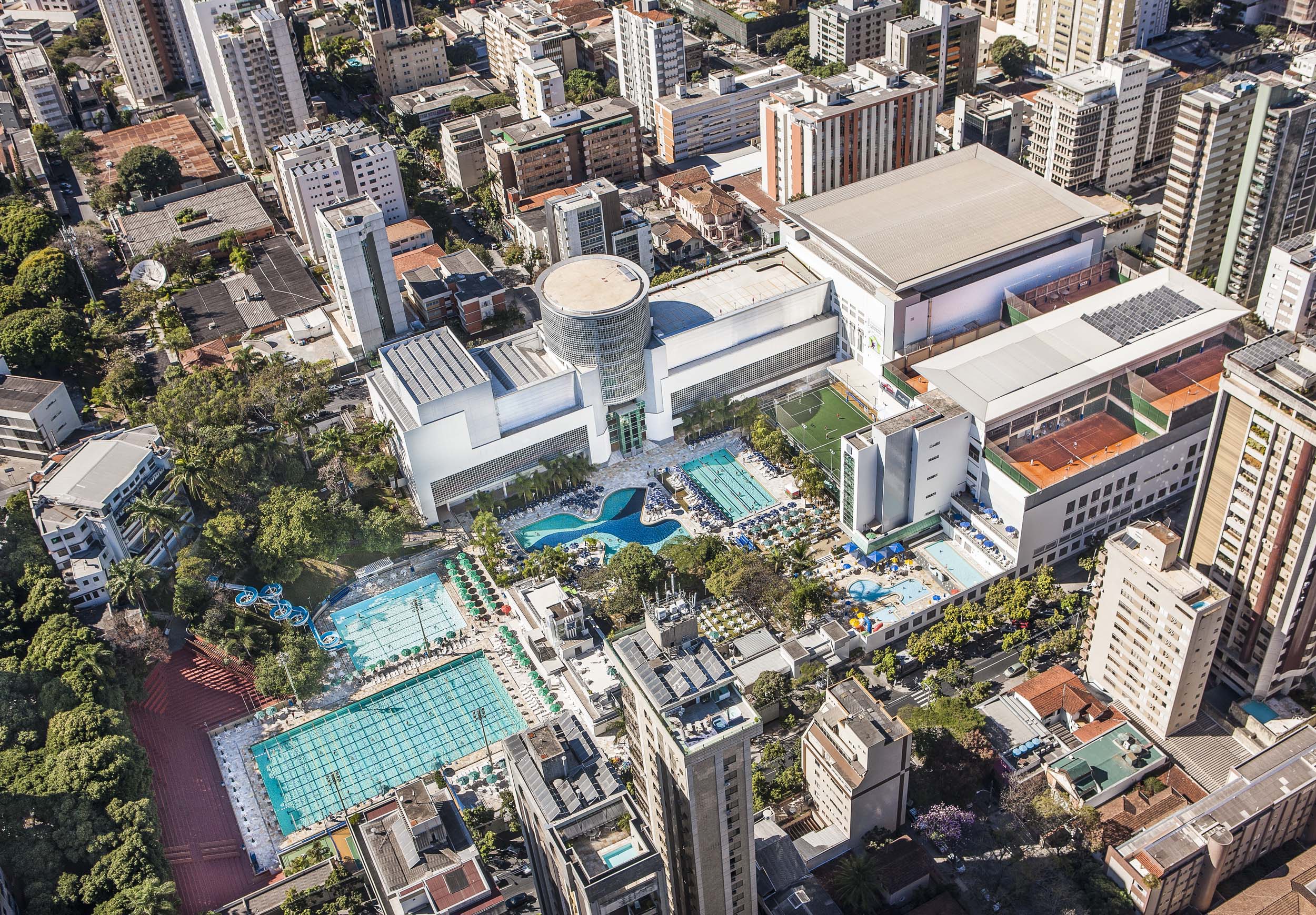 Swimming pool at Minas Tenis Clube, Belo Horizonte, Brazil Stock Photo -  Alamy