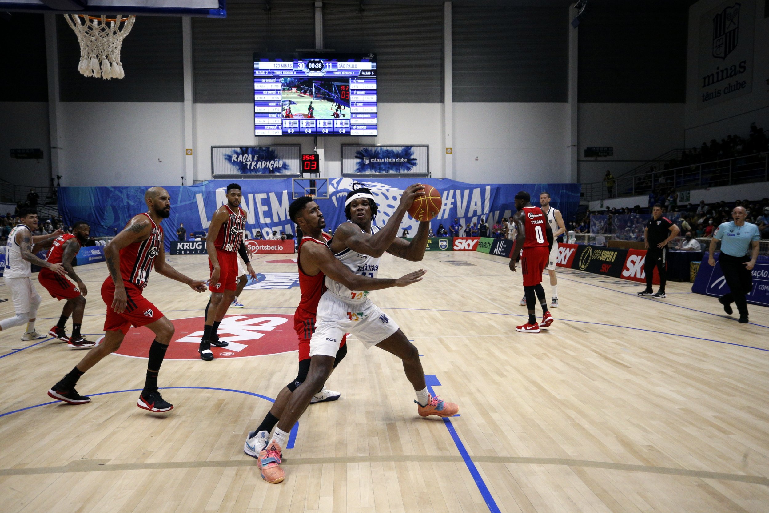 Copa Super 8 é o primeiro título nacional do basquete do Minas