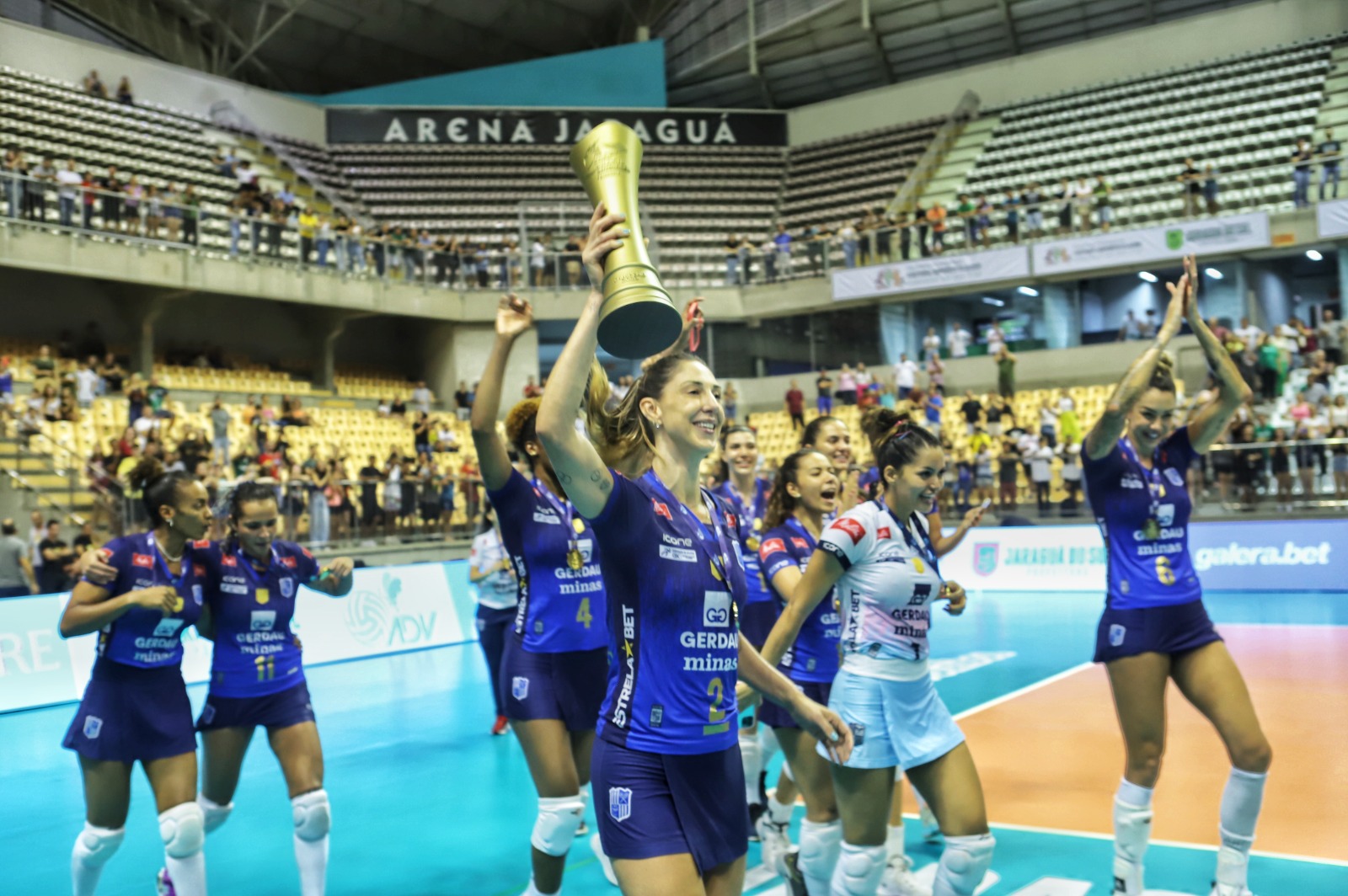 Minas vence Praia Clube e conquista a Copa Brasil de Vôlei