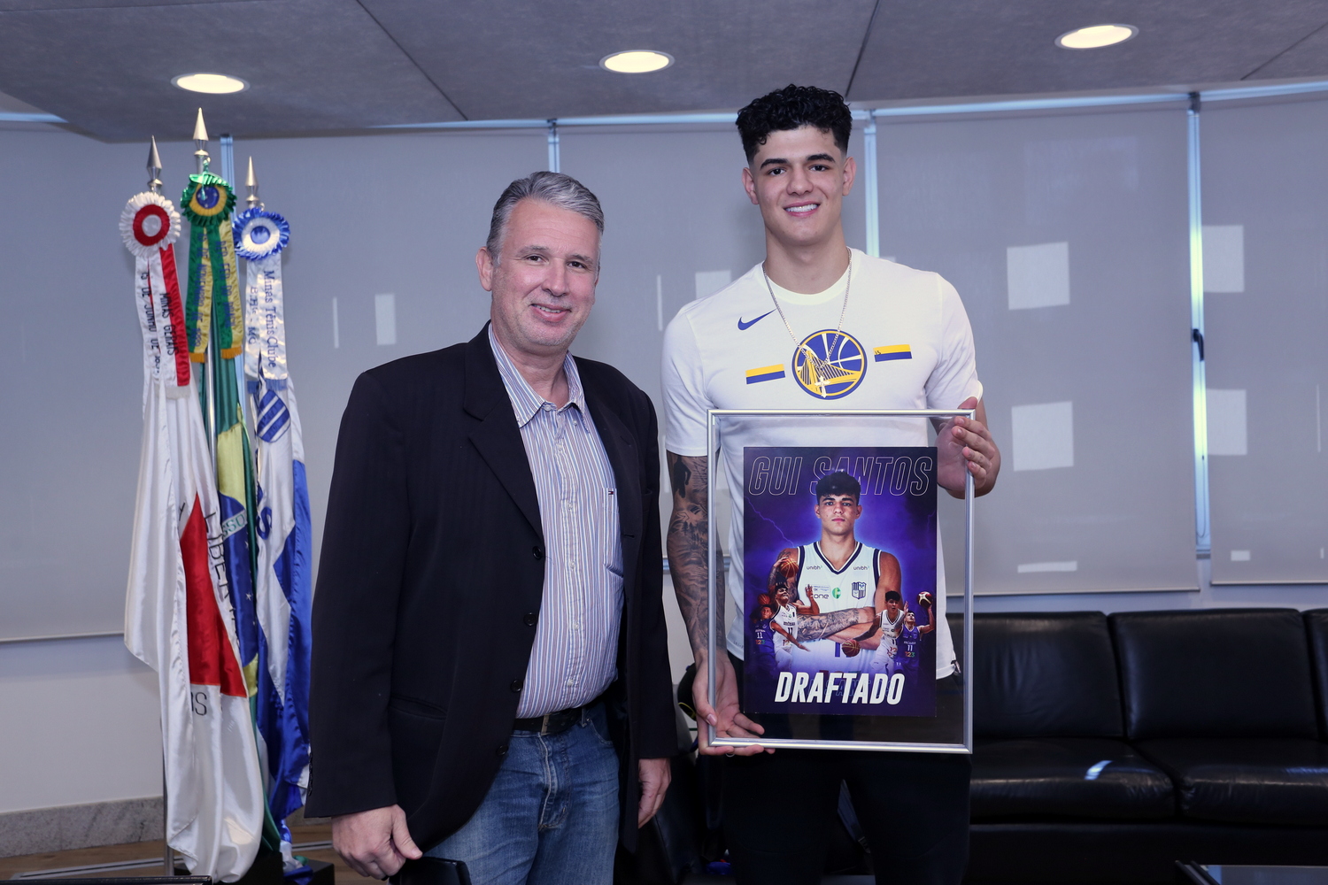 Gui Santos, atleta do Minas Tênis Clube–MG, é escolhido pelo Golden State  Warriors no Draft da NBA