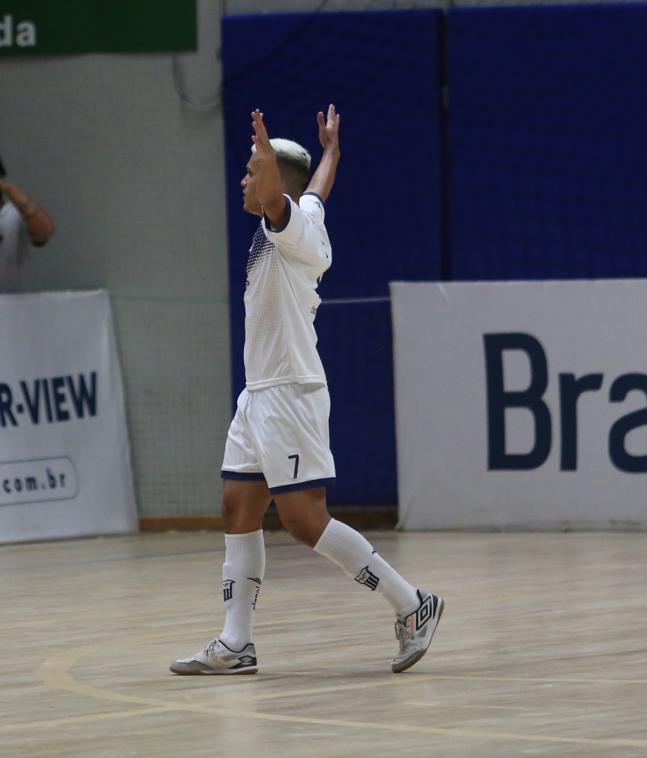 Willian concorre ao prêmio de melhor goleiro de futsal do mundo – LNF