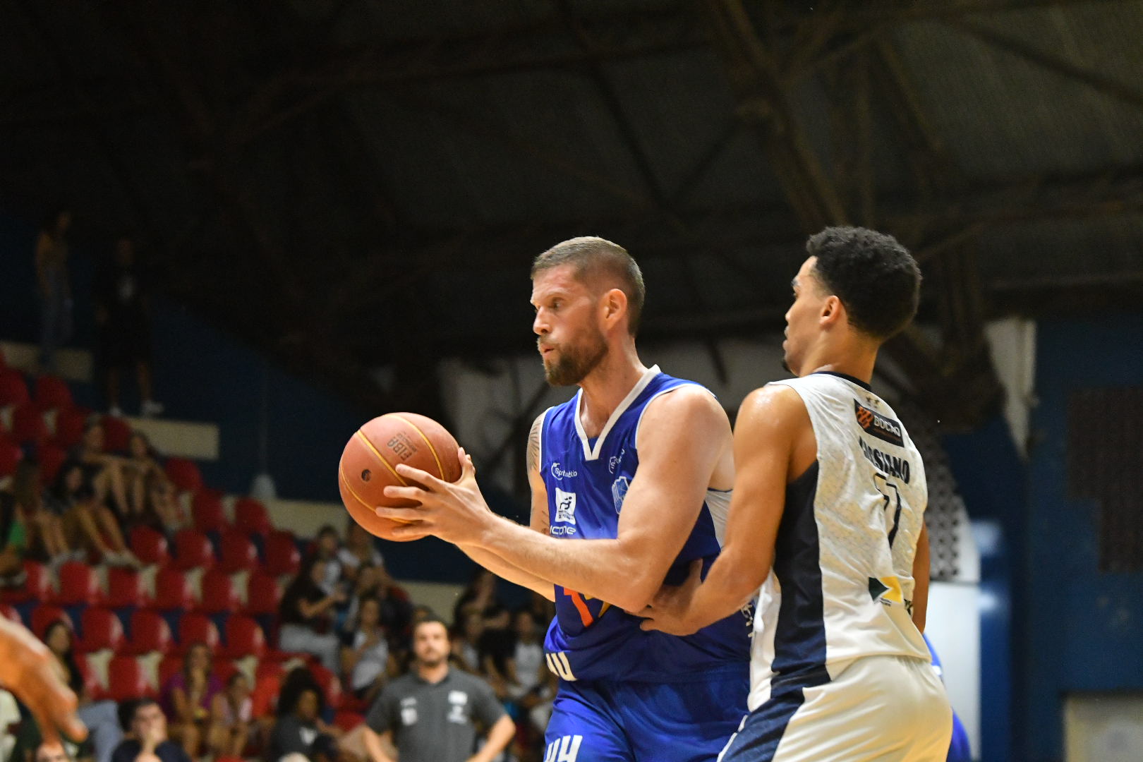 Franca Basquetebol Clube - SP é campeão do CBI ®- NBB 2022/23 de basquetebol