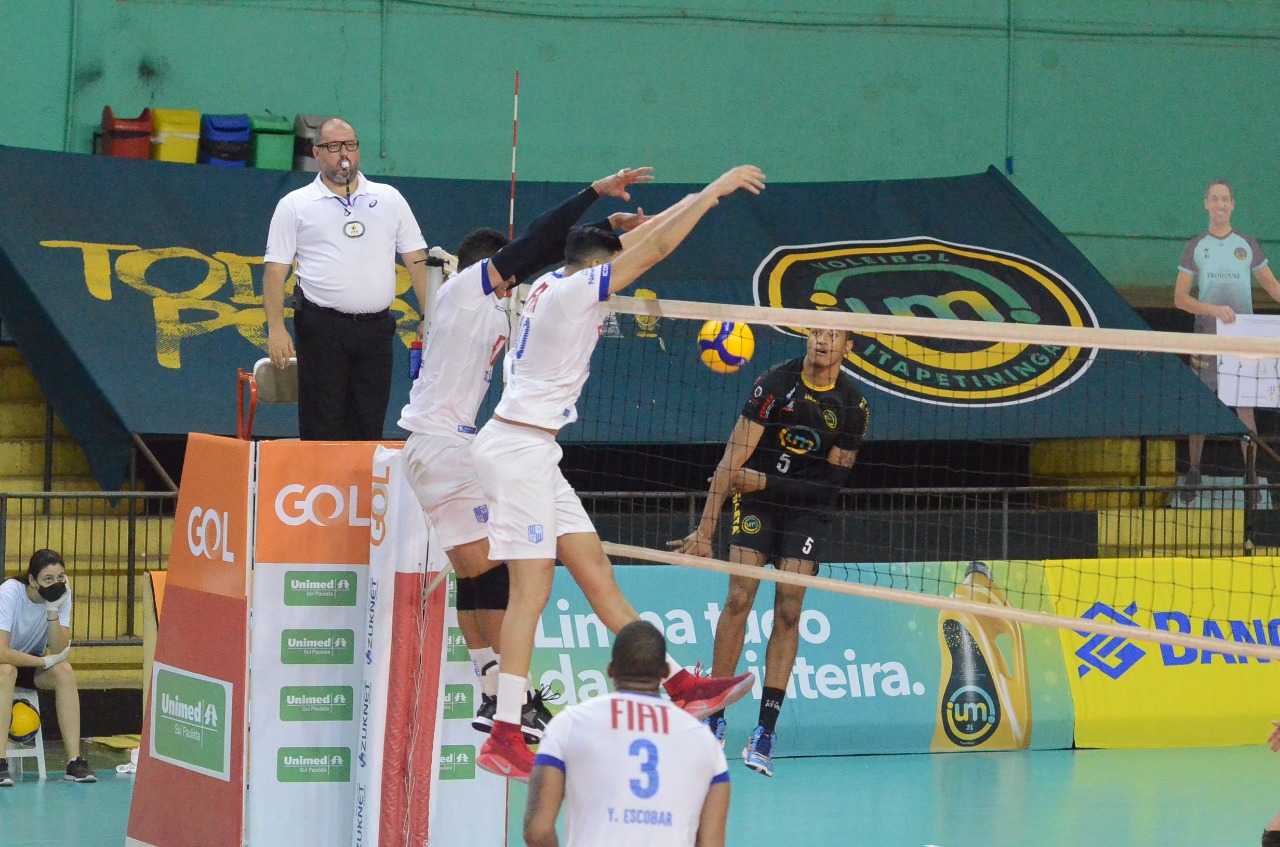 Equipes se enfrentaram no ginásio Ayrton Senna, em Itapetininga (SP)