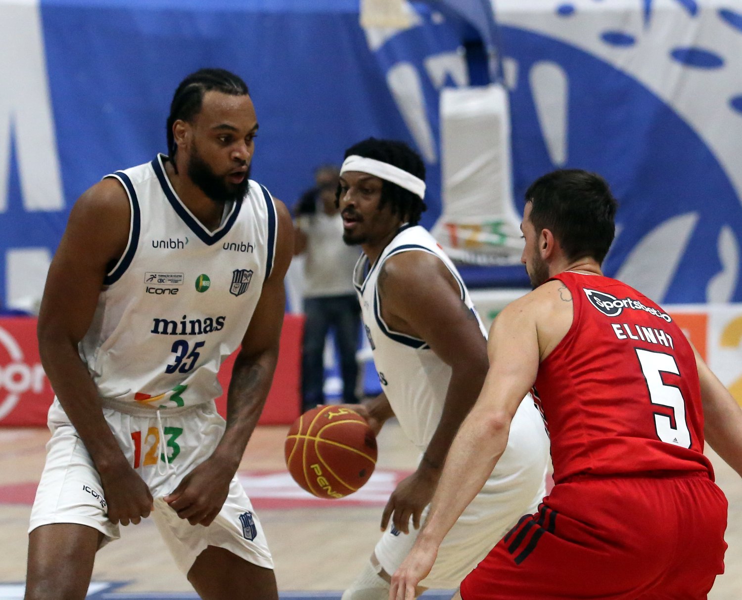 Mogi Basquete é superado pelo São Paulo no primeiro jogo dos Playoffs