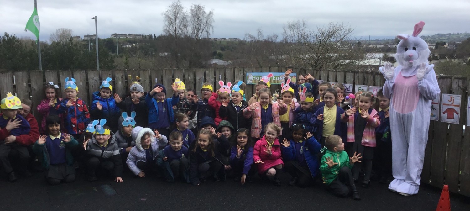 Mr McCann's P1 class enjoyed the Easter egg hunt and a visit by the Easter Bunny.🥚🐰