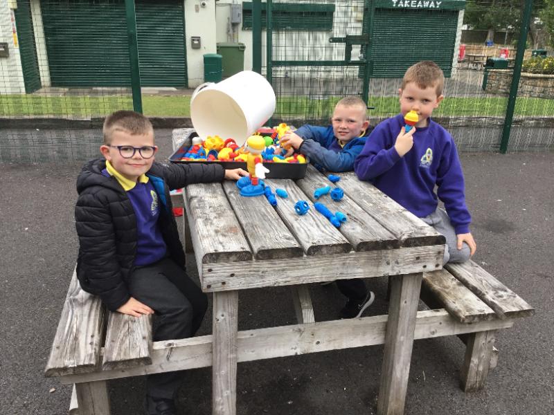P2 at Castle Archdale: Enjoying games in the park