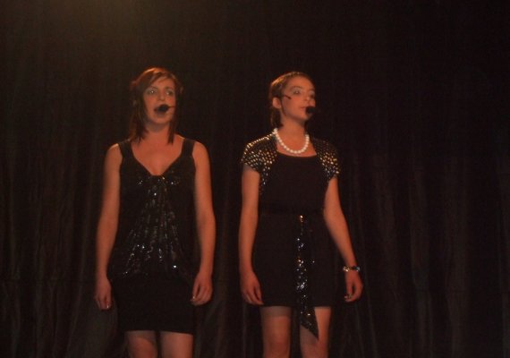 Sister Act - Hannah & Megan Orr