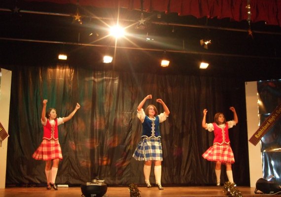 Tartan Rockers - Zoe Kennedy, Alex McCarrison & Rachel mcCann