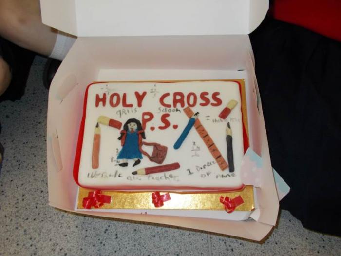 Our beautiful Holy Cross cake