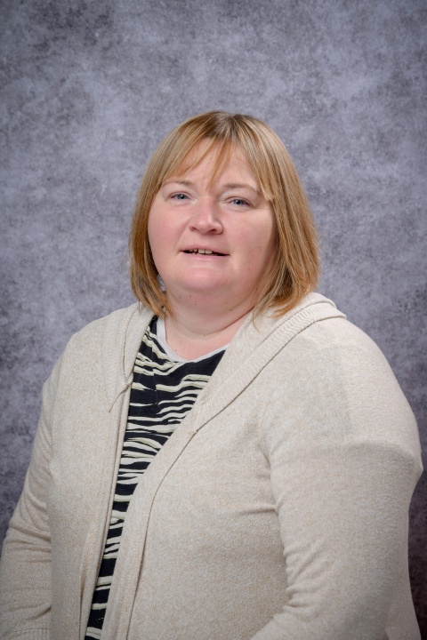 Mrs Gillian Clotworthy