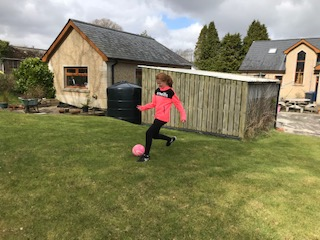 A fine example of the U12 Gaelfast skills challenge.
