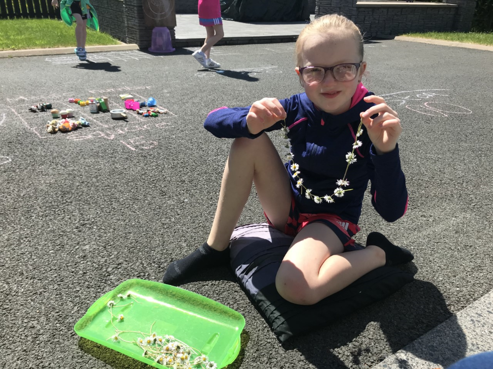 Outdoor Learning Day 2020. I love your daisy chain.