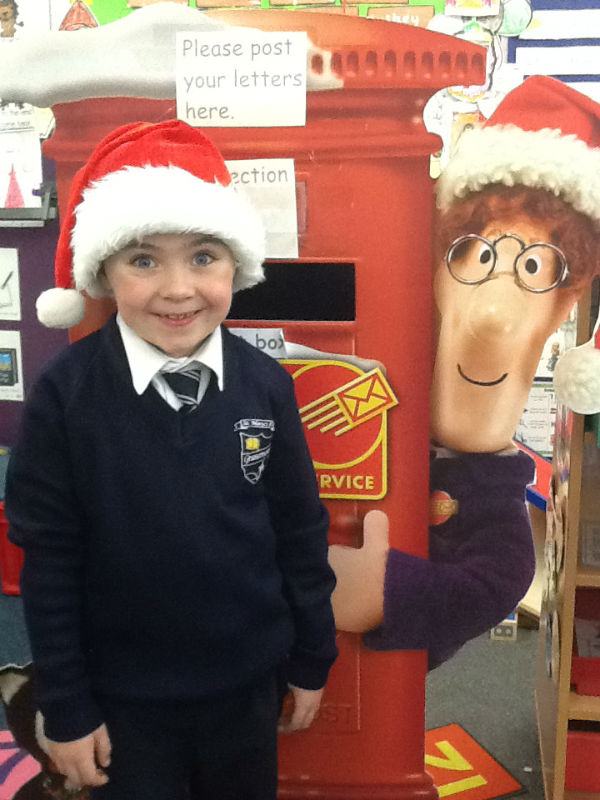 P2 Santa postbox Dec 2013 J